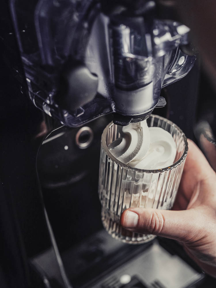 A simple pumpkin spice latte recipe